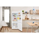 Indesit-Lodowka-z-zamrażarką-Wolnostojące-LR6-S1-W-Biel-Dwudrzwiow-y-a-Lifestyle-frontal-open