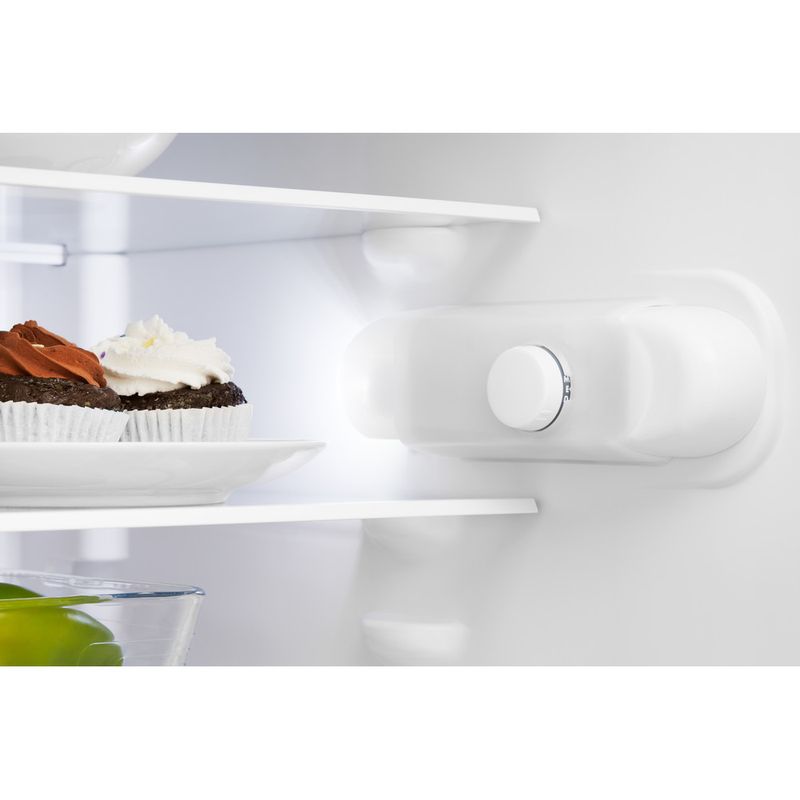 Indesit-Lodowka-z-zamrażarką-Wolnostojące-LR6-S1-W-Biel-Dwudrzwiow-y-a-Lifestyle-control-panel