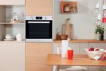 Indesit Piekarnik Do zabudowy IFW 6544 IX.1 Elektryczny A Lifestyle frontal