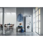 Indesit-Pralka-Wolnostojące-BWA-71283X-W-EU-Biel-Ładowany-od-frontu-A----Lifestyle-frontal