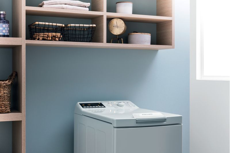 Indesit Pralka Wolnostojące BTW B7220P EU/N Biel Ładowana od góry E Lifestyle control panel