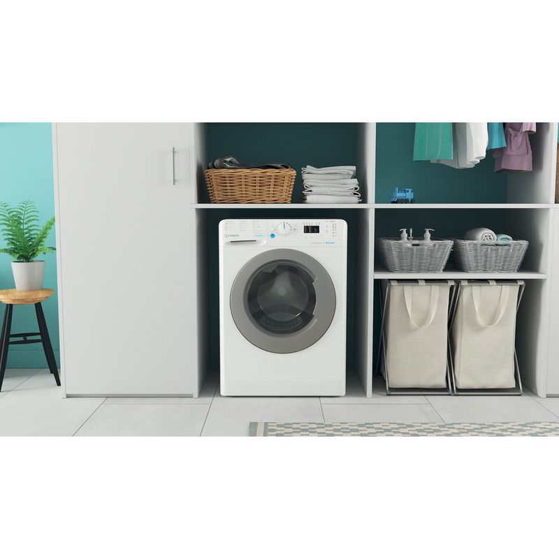 Indesit-Pralka-Wolnostojące-BWA-81284X-WS-PL-N-Biel-Ładowany-od-frontu-C-Lifestyle-frontal