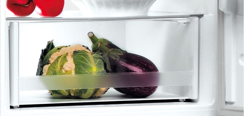 Indesit Lodówka z zamrażarką Wolnostojące LI8 SN2E K Czarny Dwudrzwiow(y)a Drawer