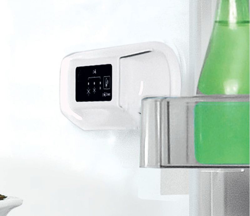 Indesit Lodówka z zamrażarką Wolnostojące LI8 S2E X Inox Dwudrzwiow(y)a Control panel