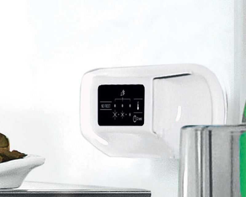 Indesit Lodówka z zamrażarką Wolnostojące LI7 SN1E X Inox Dwudrzwiow(y)a Lifestyle control panel