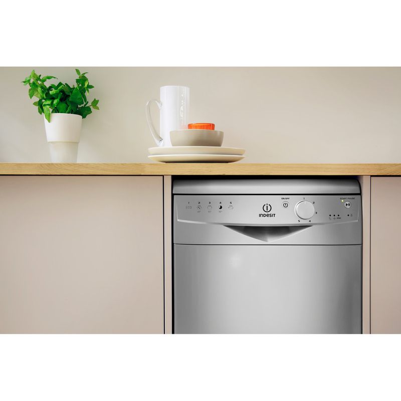 Indesit-Zmywarka-Wolnostojące-DSR-15B1-S-EU-Wolnostojące-A-Lifestyle-control-panel