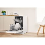 Indesit-Zmywarka-Wolnostojące-DSR-57M19-A-EU-Wolnostojące-A-Lifestyle-perspective-open