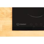 Indesit-Płyta-grzewcza-VID-641-B-C-Czarny-Induction-vitroceramic-Lifestyle-control-panel