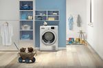 Indesit Suszarka YT M11 82K RX EU Biel Lifestyle frontal