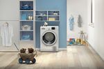 Indesit-Suszarka-YT-M11-82K-RX-EU-Biel-Lifestyle-frontal