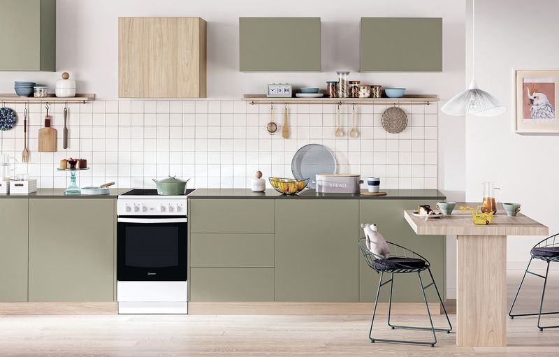 Indesit Kuchenka IS5V8GMW/E Biel Elektryczne Lifestyle frontal