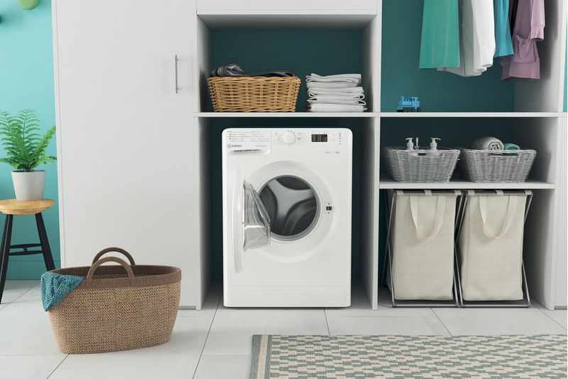 Indesit Pralka Wolnostojące MTWA 71252 W PL Biel Ładowany od frontu E Lifestyle frontal open