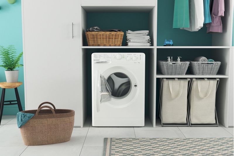 Indesit Pralka Wolnostojące MTWC 71252 W PL Biel Ładowany od frontu E Lifestyle frontal open