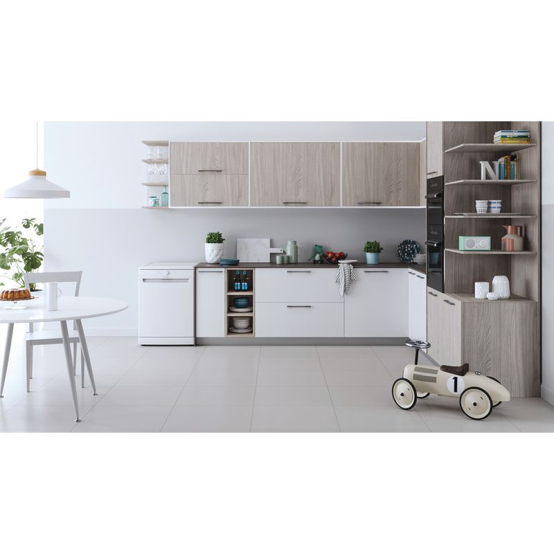 Indesit-Zmywarka-Wolnostojące-DFE-1B19-14-Wolnostojące-F-Lifestyle-frontal