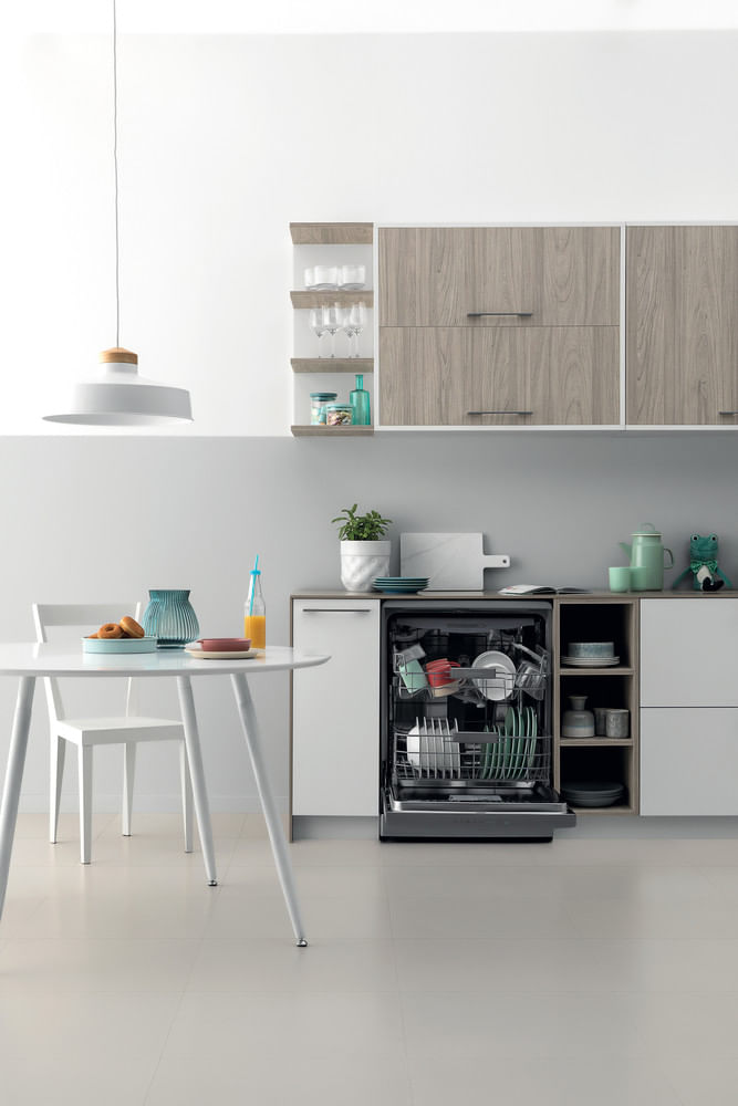 Indesit Zmywarka Wolnostojące DFO 3T133 A F X Wolnostojące D Lifestyle frontal open