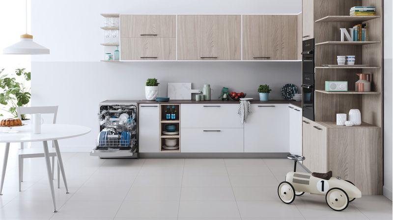 Indesit Zmywarka Wolnostojące DFC 2B+19 AC X Wolnostojące F Lifestyle frontal open