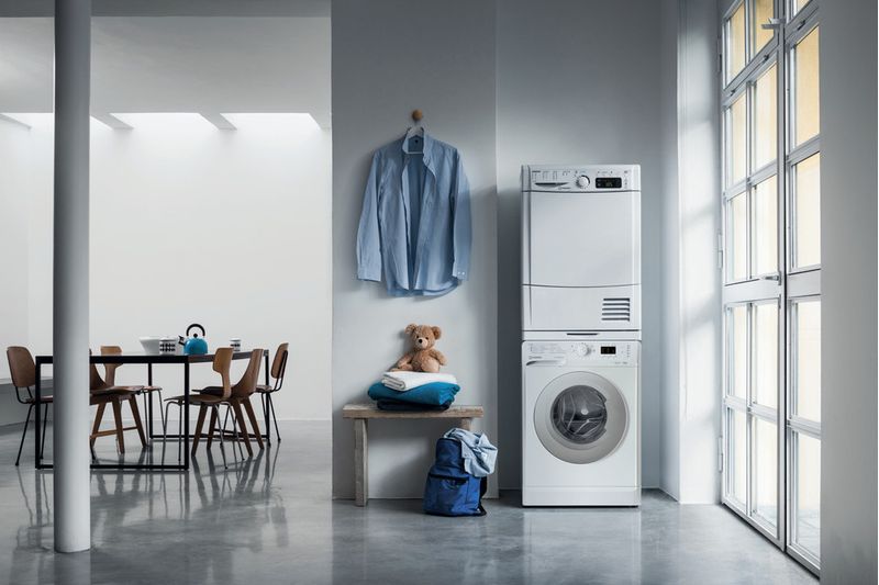 Indesit Pralka Wolnostojące MTWSA 51252 WS PL Biel Ładowany od frontu F Lifestyle frontal