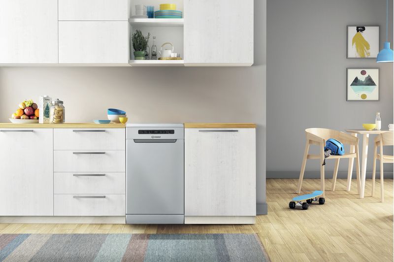 Indesit Zmywarka Wolnostojące DSFO 3T224 C S Wolnostojące E Lifestyle frontal
