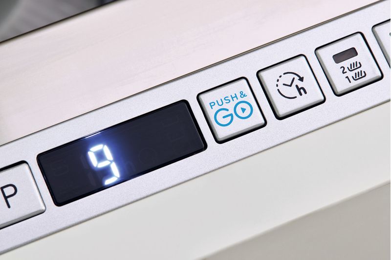 Indesit Zmywarka Do zabudowy DSIO 3T224 CE Zintegrowane E Control panel