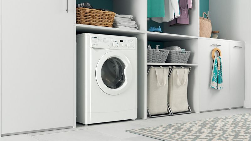 Indesit Pralka Wolnostojące EWUD 41251 W PL N Biel Ładowany od frontu F Lifestyle perspective