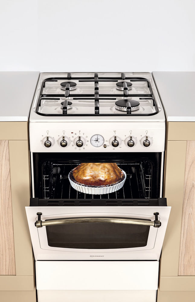 Indesit-Kuchenka-IS5G8MHJ-E-Bladożołty-Gazowy-Lifestyle-frontal-top-down