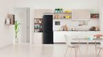 Indesit-Lodowka-z-zamrażarką-Wolnostojące-LI8-S2E-K-1-Czarny-Dwudrzwiow-y-a-Lifestyle-frontal